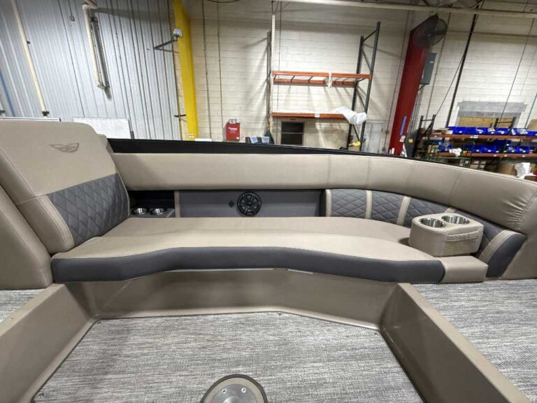 2026 Bennington 25LTFB - Blackout US-ETWS9858K526 [photo 3]